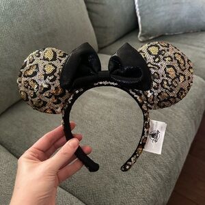 Disney Parks animal print ears NWOT and never worn